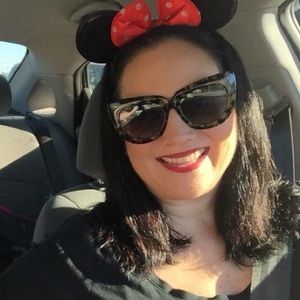 Meet your Posher, Lyssa